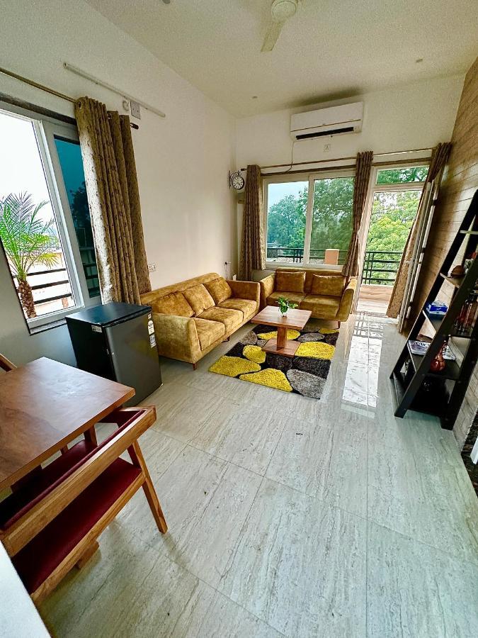 Villa Kaashi Flora Varanasi Exterior foto