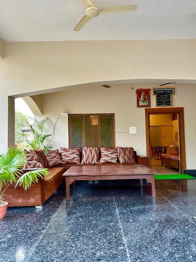 Villa Kaashi Flora Varanasi Exterior foto